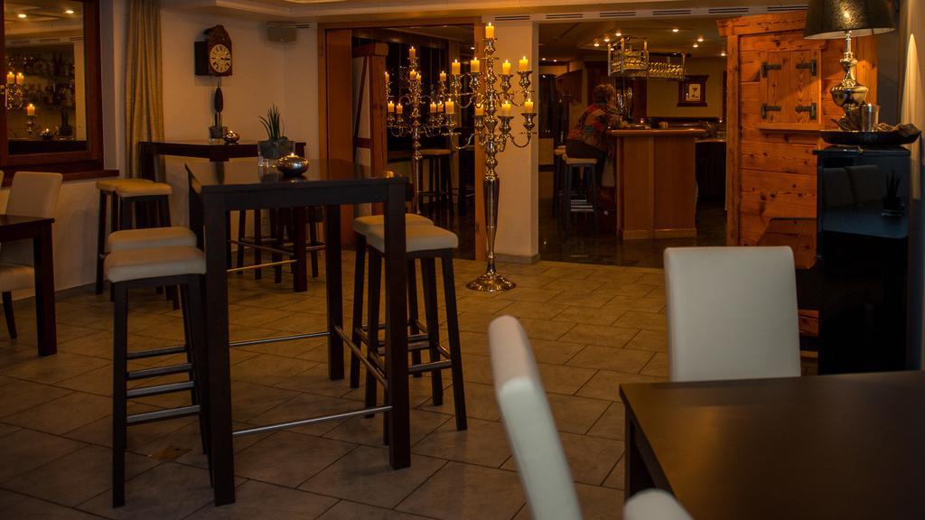 Hotel Badhof Altstatten Luaran gambar